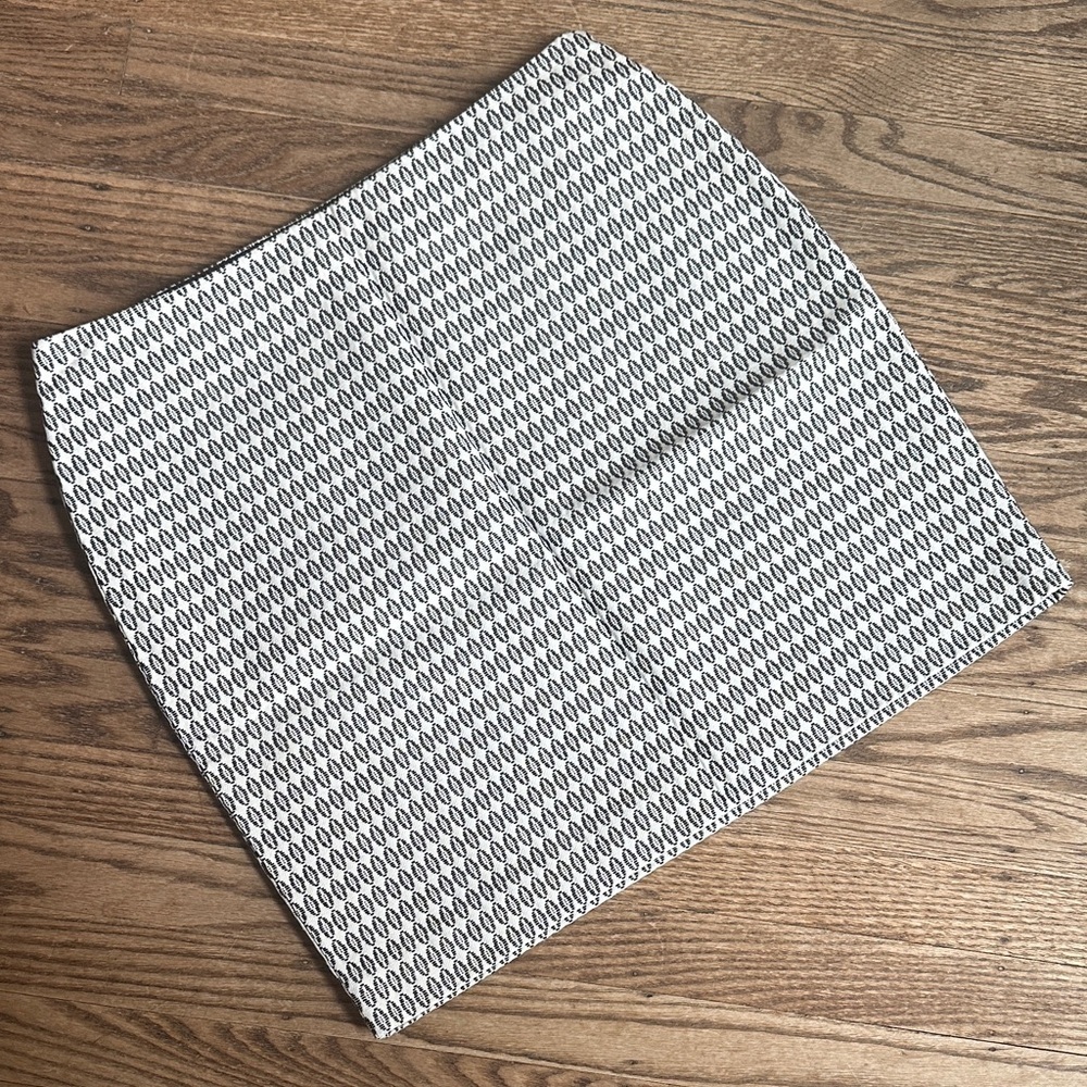 Ann Taylor Monochrome Patterned Pencil Skirt
